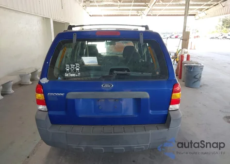 2005 Ford Escape Xls из США, поврежденный, VIN 1FMYU02ZX5KB76371
